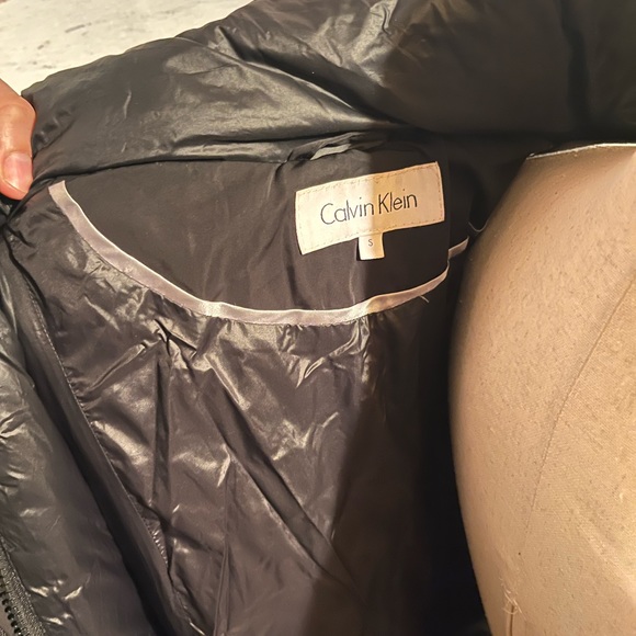 Calvin Klein winter puffer - Picture 5 of 7
